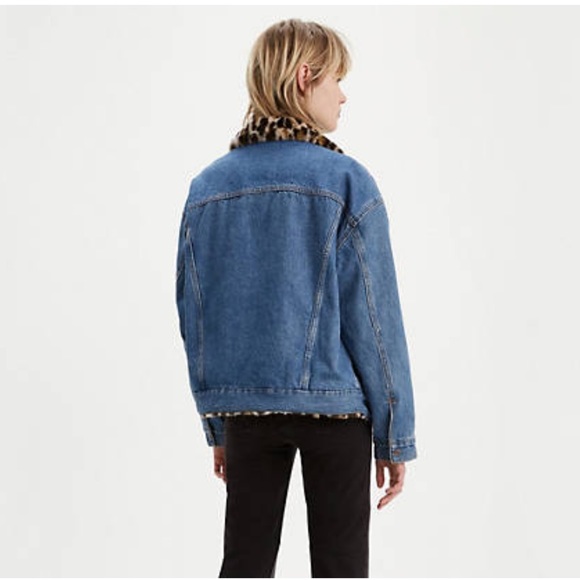 Levi’s REVERSIBLE DAD TRUCKER JACKET - Picture 2 of 8